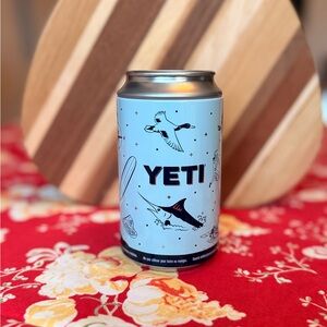 Yeti Blue Can with Nautical Design